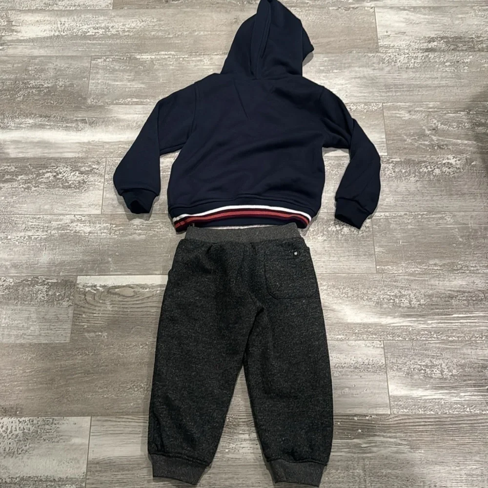 Lucky Brand Unisex Sweatshirt Set